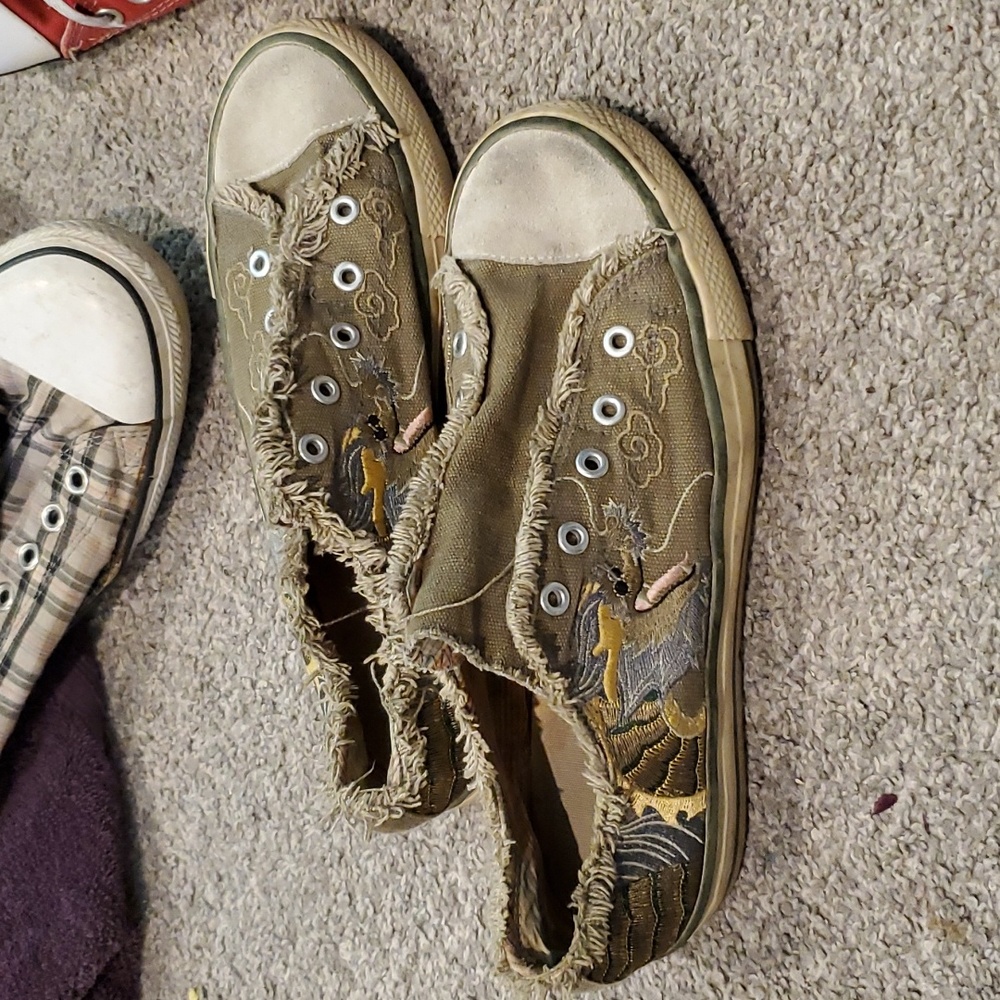 Dragon Embroidered Converse style Slip on